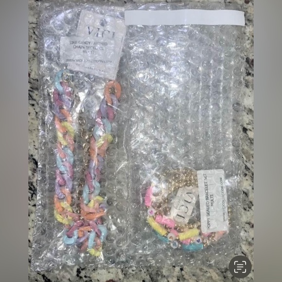 NWT VICI LIKE 🍭 LAYERED CHAIN NECKLACE & POPPY BEADED BRACELET SET-MULTI,BNWTIB - Picture 5 of 5